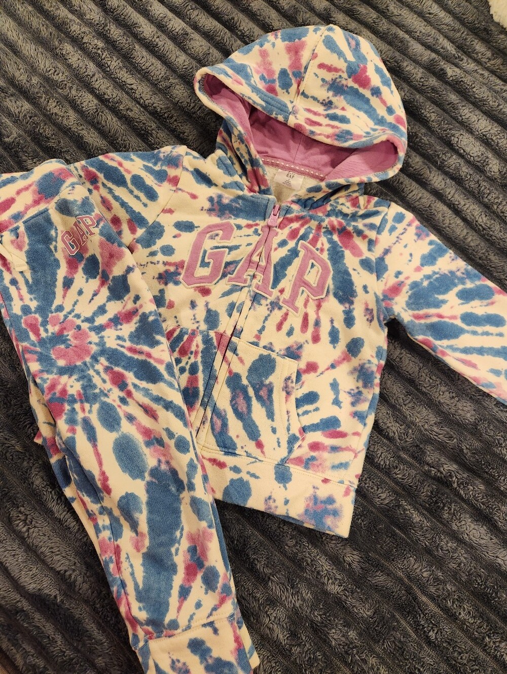 GAP Girls Tie-Dye Zip Hoodie And Sweatpants in Pink, Blue & Cream